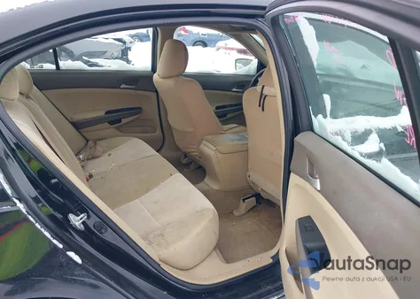 2010 Honda Accord 2.4 Lx z USA, uszkodzony, nr VIN 1HGCP2F37AA025092